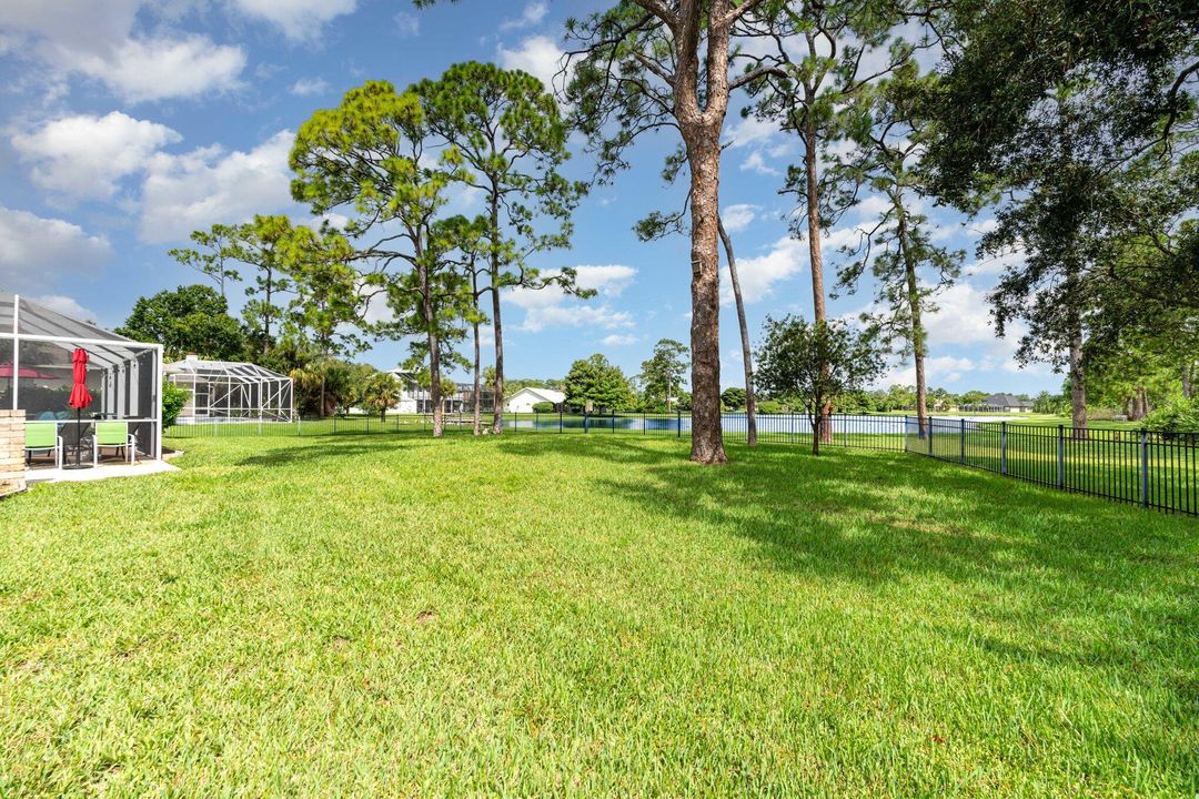 For Sale: $685,000 (4 beds, 3 baths, 2223 Square Feet)