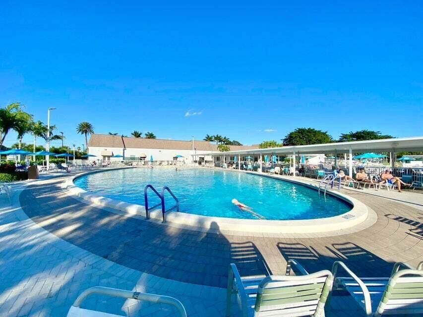 待售: $75,000 (1 贝兹, 1 浴室, 720 平方英尺)