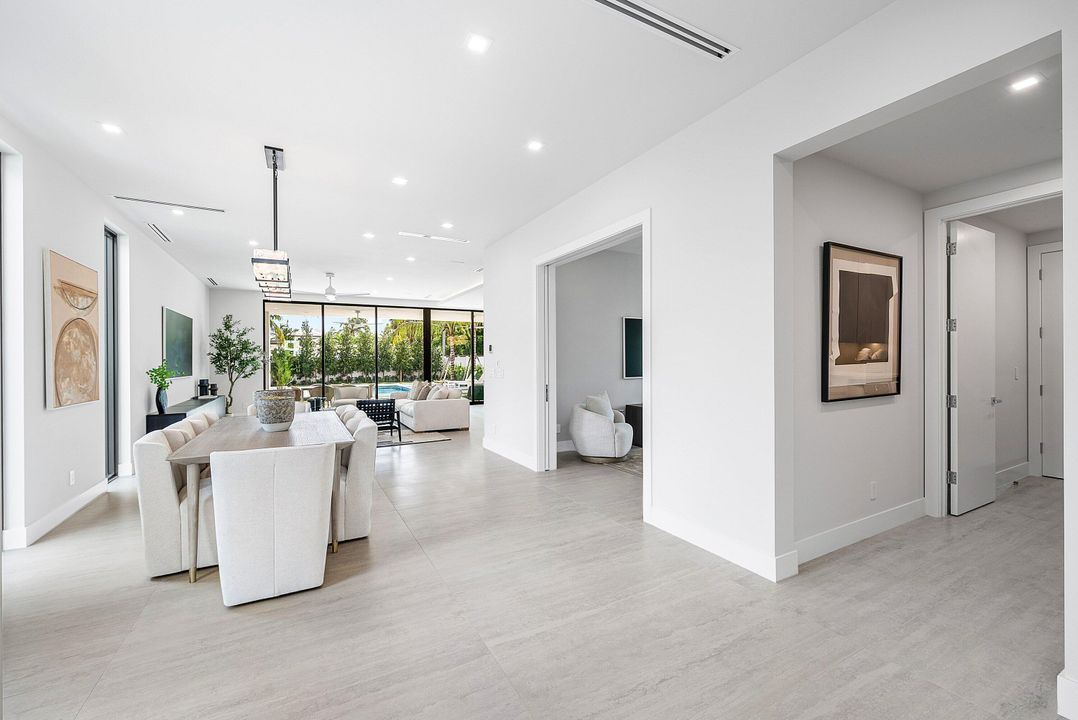 待售: $3,950,000 (4 贝兹, 4 浴室, 3556 平方英尺)