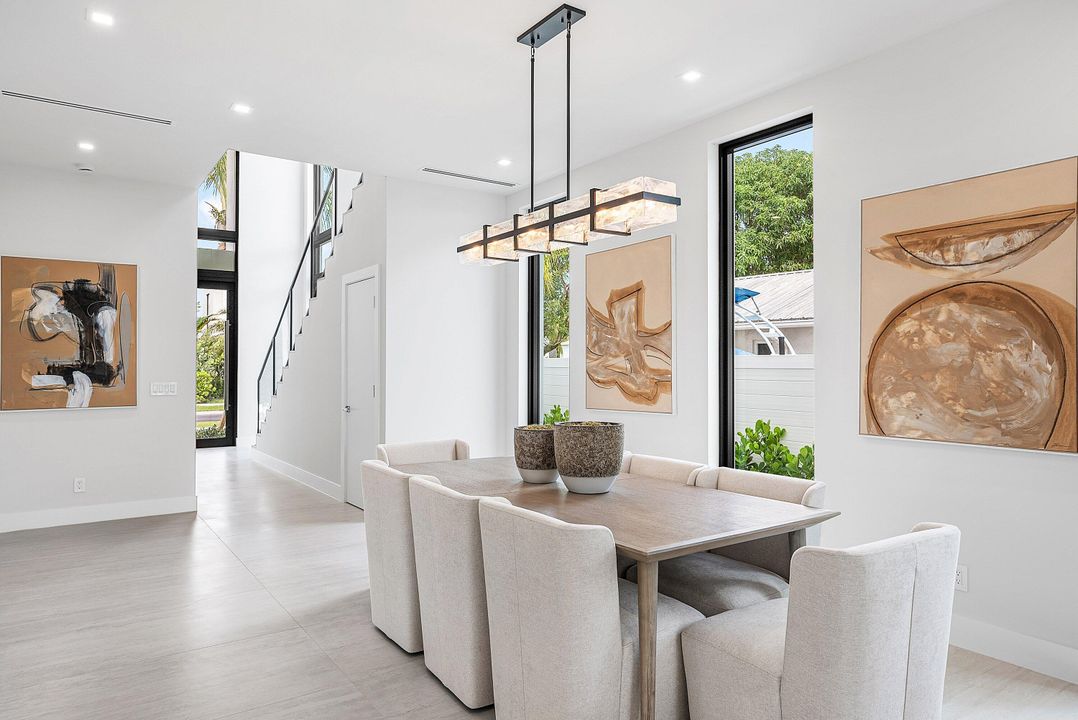 待售: $3,950,000 (4 贝兹, 4 浴室, 3556 平方英尺)