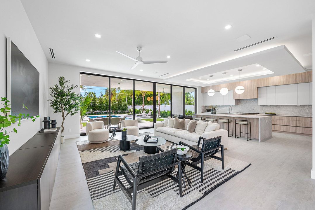 待售: $3,950,000 (4 贝兹, 4 浴室, 3556 平方英尺)