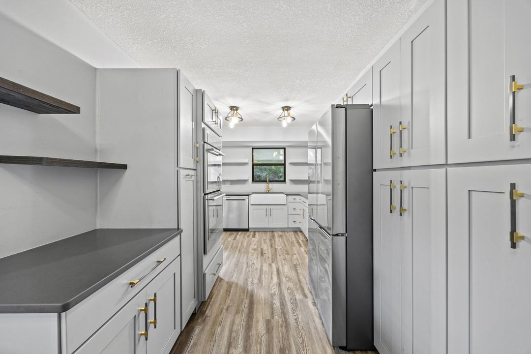 待售: $1,165,000 (3 贝兹, 2 浴室, 2180 平方英尺)