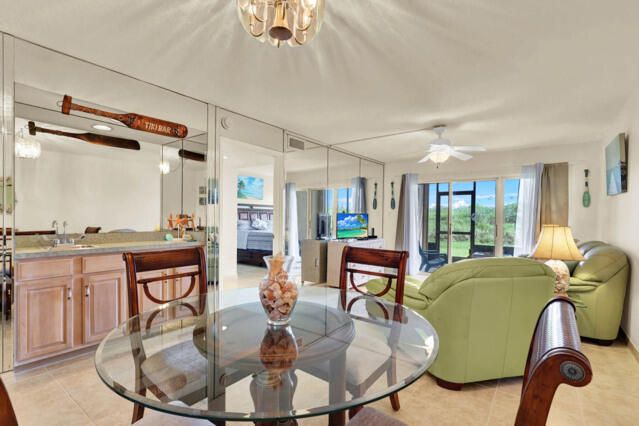 待售: $330,000 (2 贝兹, 2 浴室, 1154 平方英尺)