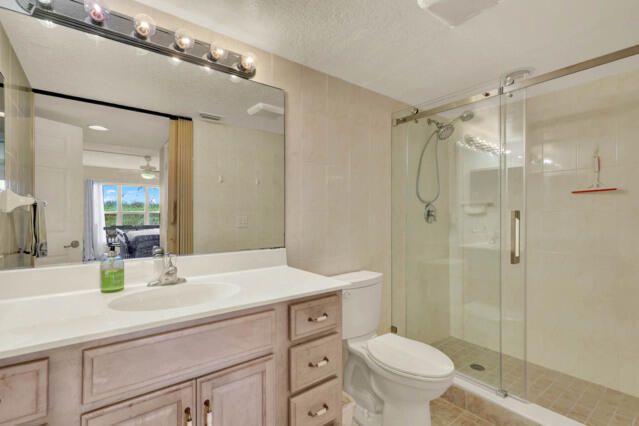 待售: $330,000 (2 贝兹, 2 浴室, 1154 平方英尺)