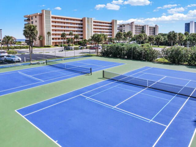 待售: $330,000 (2 贝兹, 2 浴室, 1154 平方英尺)