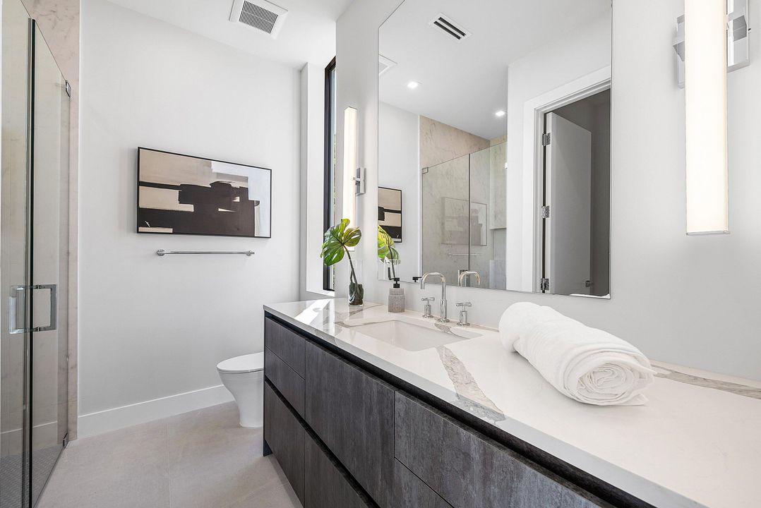 待售: $3,950,000 (4 贝兹, 4 浴室, 3556 平方英尺)