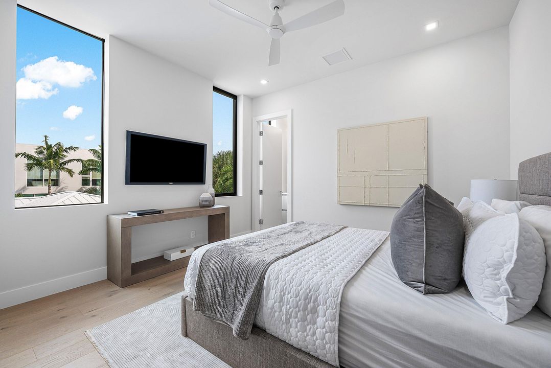 待售: $3,950,000 (4 贝兹, 4 浴室, 3556 平方英尺)