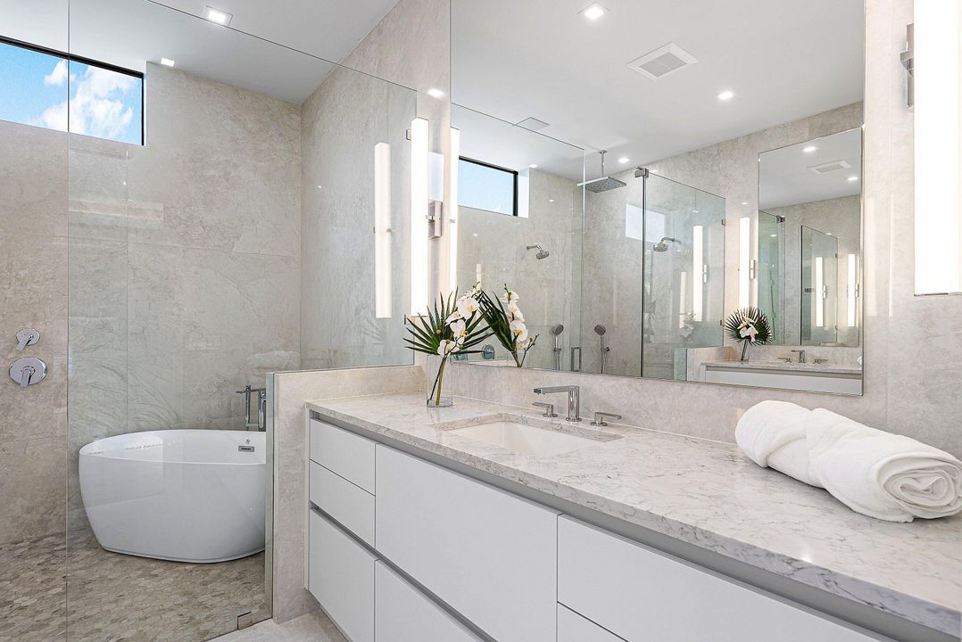 待售: $3,950,000 (4 贝兹, 4 浴室, 3556 平方英尺)