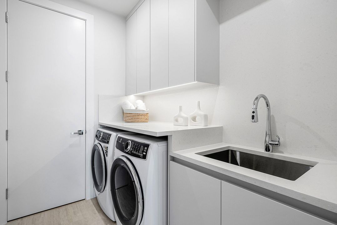 待售: $3,950,000 (4 贝兹, 4 浴室, 3556 平方英尺)