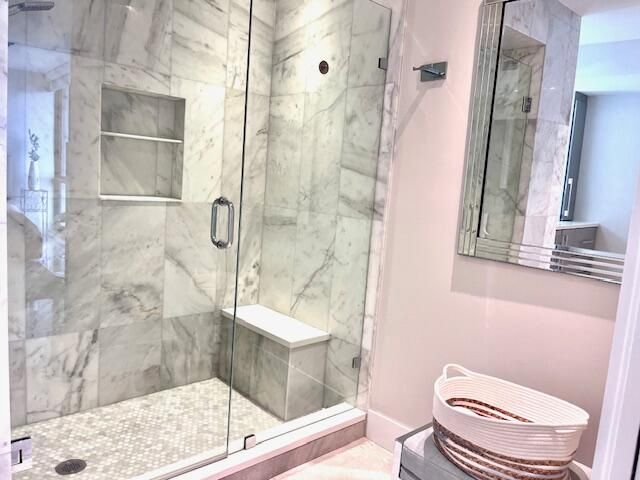 Activo con contrato: $6,000 (2 camas, 2 baños, 1291 Pies cuadrados)