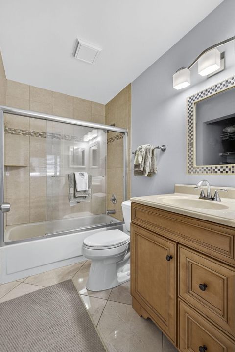 出租: $3,500 (2 贝兹, 2 浴室, 884 平方英尺)