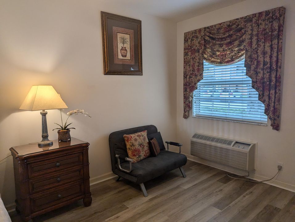 В аренду: $1,095 (1 спален, 1 ванн, 400 Квадратных фут)