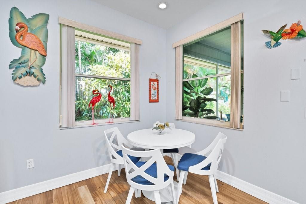 For Sale: $315,000 (3 beds, 2 baths, 1559 Square Feet)