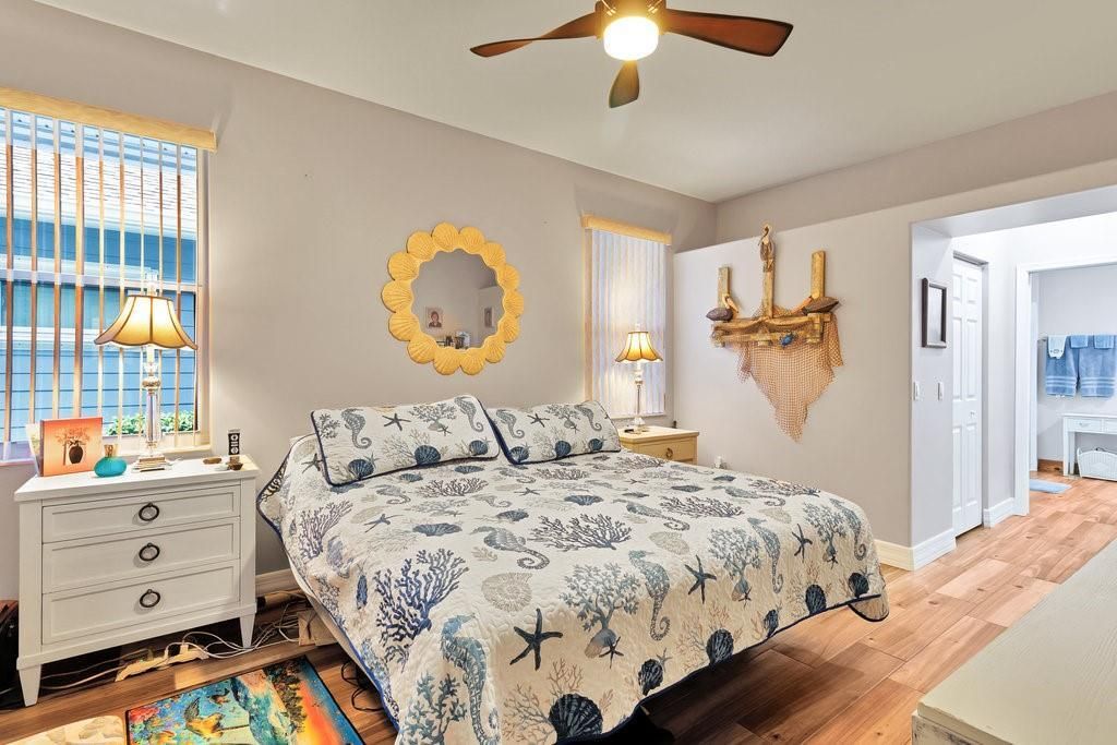 For Sale: $315,000 (3 beds, 2 baths, 1559 Square Feet)