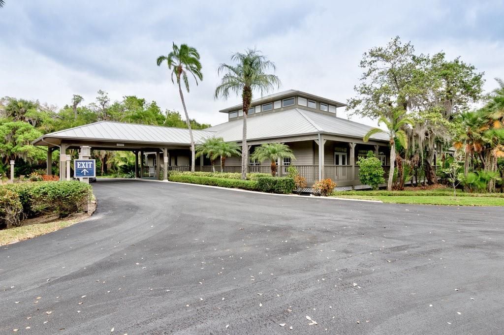 For Sale: $315,000 (3 beds, 2 baths, 1559 Square Feet)