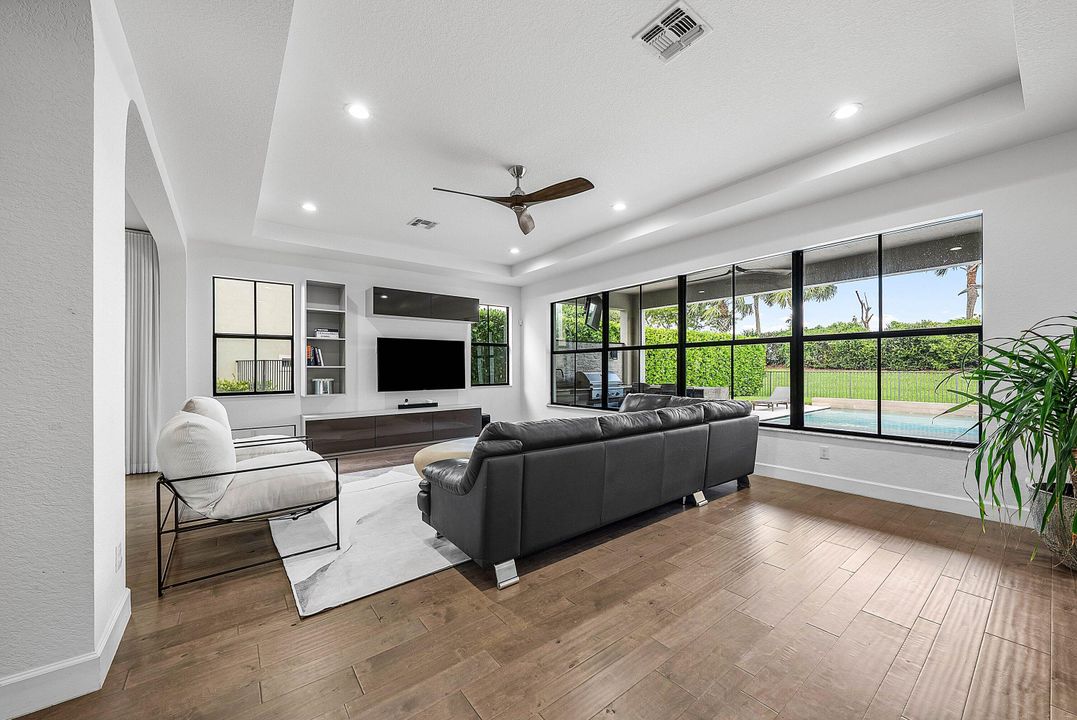 待售: $1,475,000 (4 贝兹, 3 浴室, 3848 平方英尺)