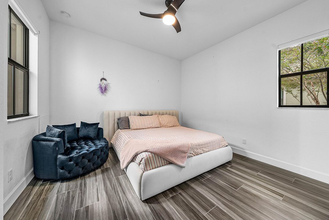 待售: $1,475,000 (4 贝兹, 3 浴室, 3848 平方英尺)