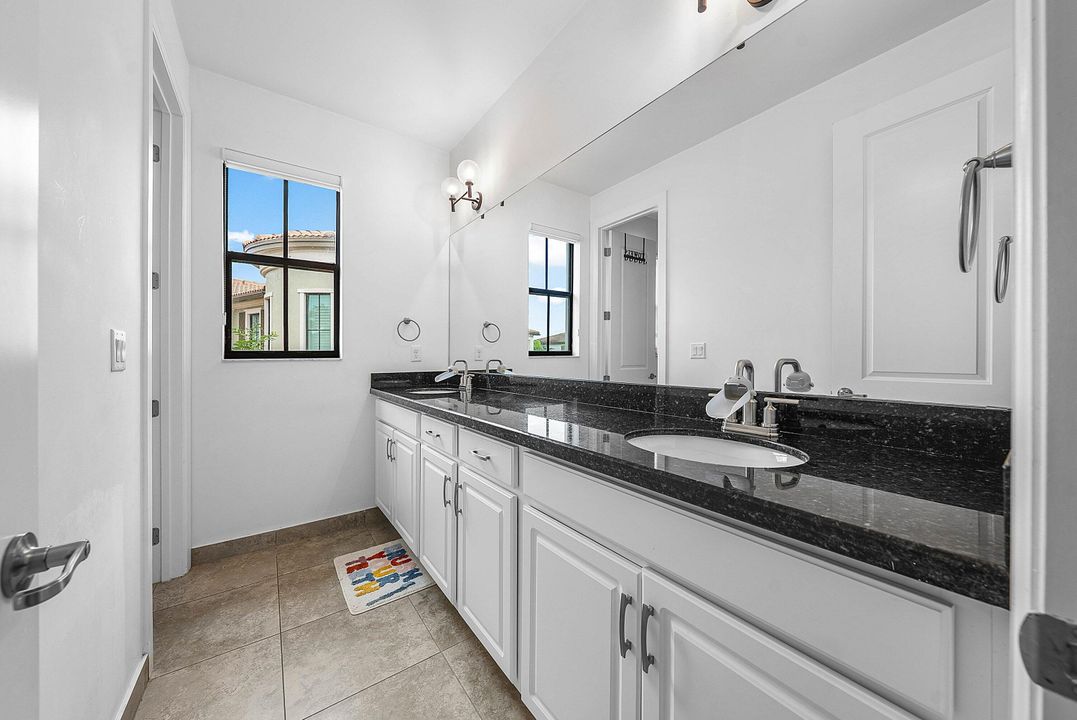 待售: $1,475,000 (4 贝兹, 3 浴室, 3848 平方英尺)