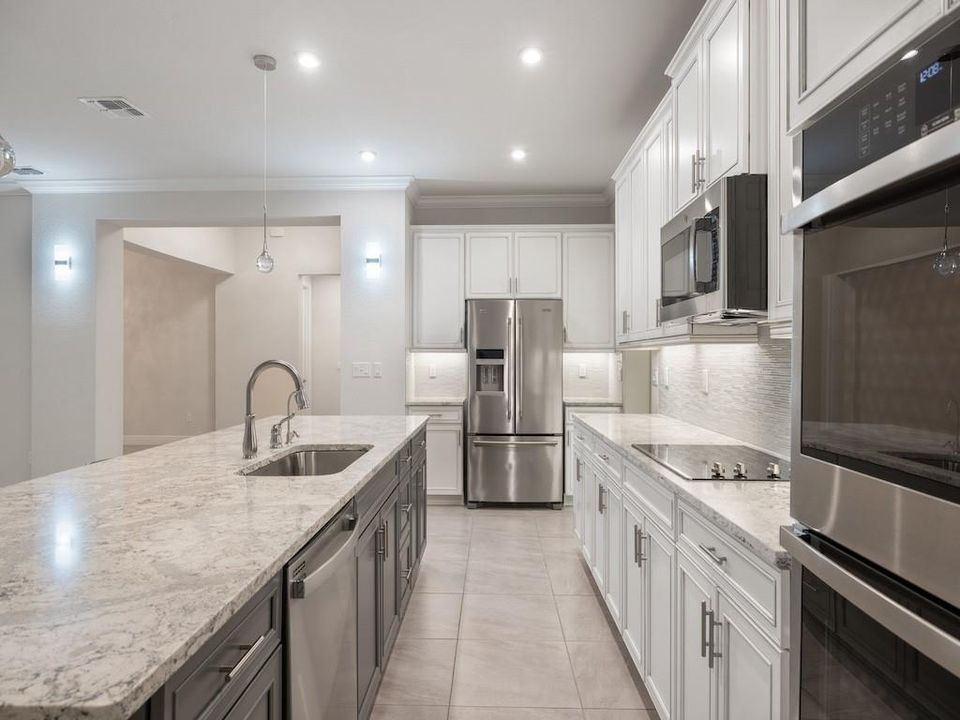 待售: $829,000 (3 贝兹, 3 浴室, 2842 平方英尺)