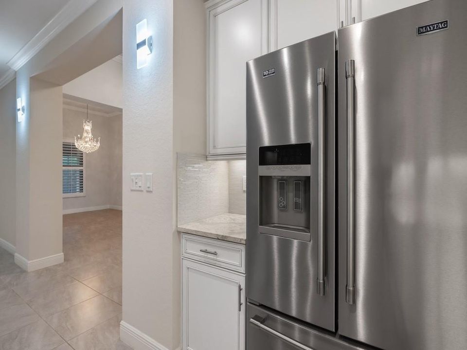 待售: $829,000 (3 贝兹, 3 浴室, 2842 平方英尺)