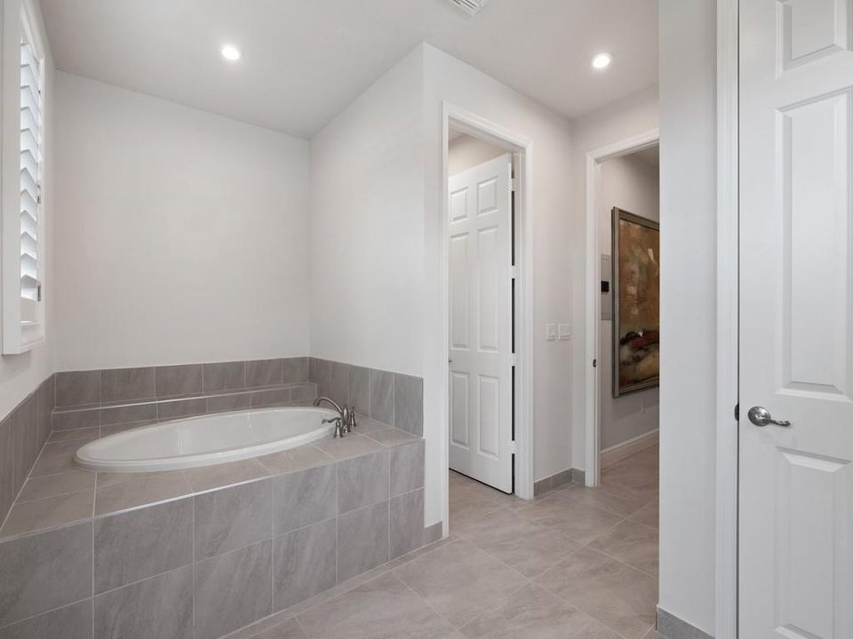 待售: $829,000 (3 贝兹, 3 浴室, 2842 平方英尺)