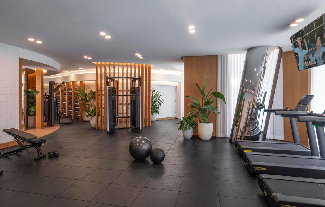 For Sale: $6,500,000 (3 beds, 3 baths, 2623 Square Feet)