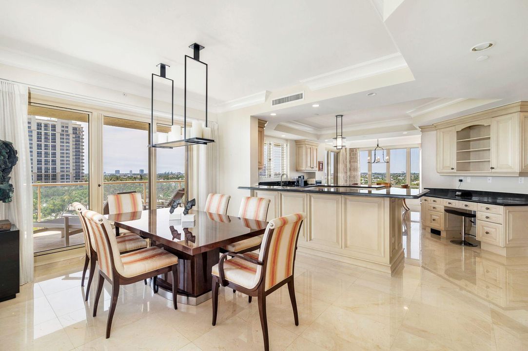 For Sale: $3,175,000 (3 beds, 3 baths, 4069 Square Feet)