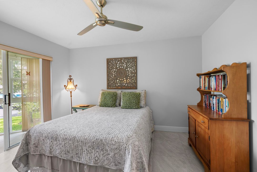 For Sale: $258,000 (2 beds, 2 baths, 1200 Square Feet)