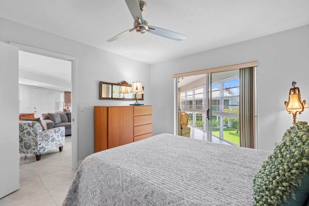 For Sale: $258,000 (2 beds, 2 baths, 1200 Square Feet)