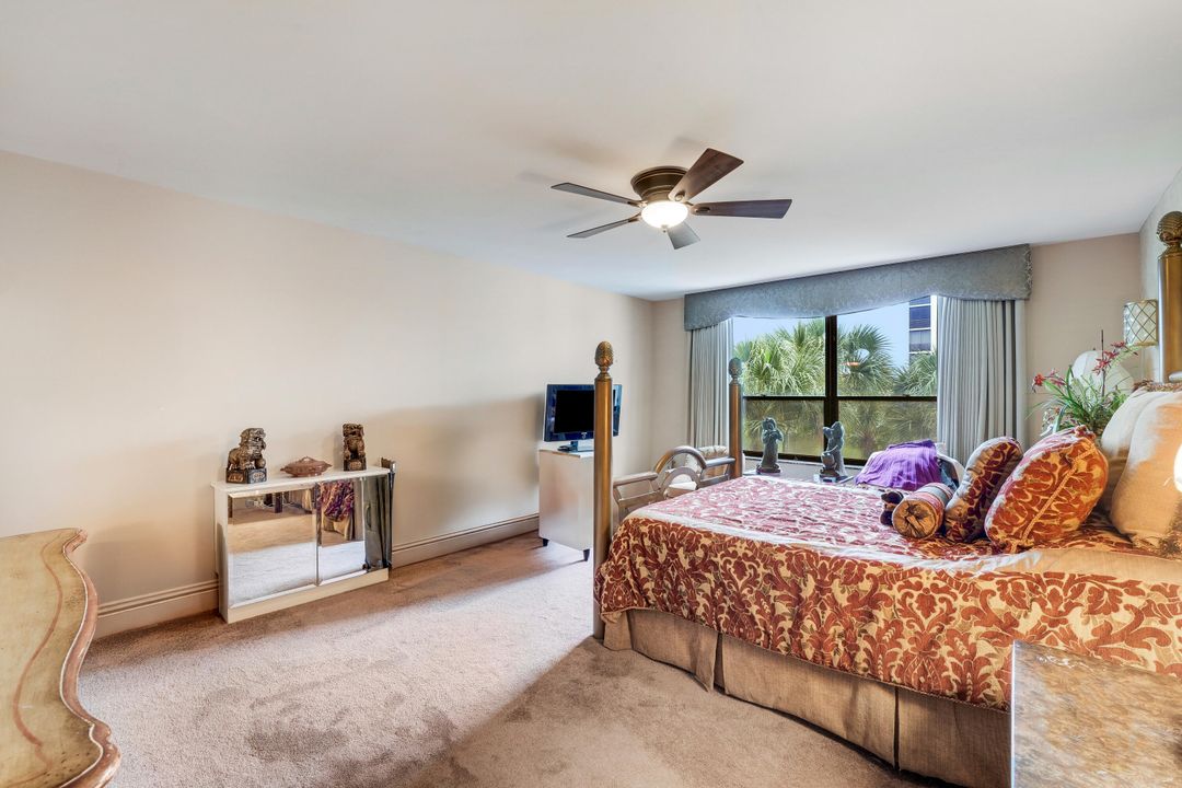 Под контрактом: $625,000 (3 спален, 2 ванн, 2639 Квадратных фут)