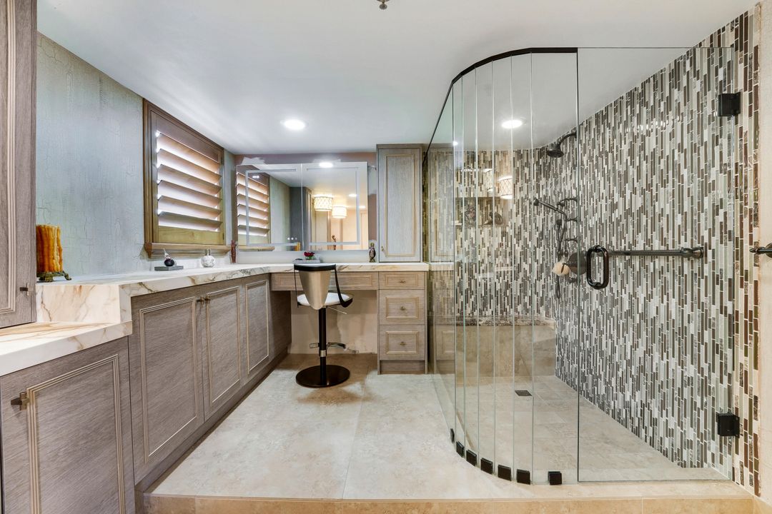 Под контрактом: $625,000 (3 спален, 2 ванн, 2639 Квадратных фут)