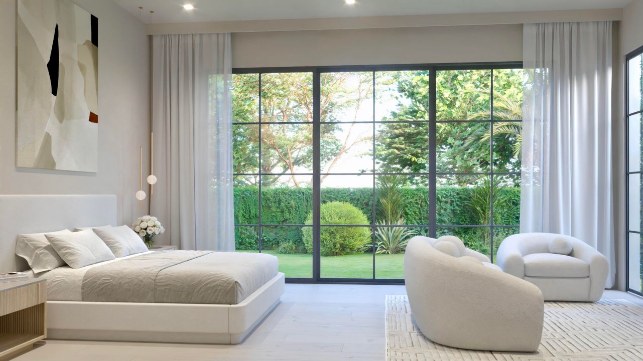 Active With Contract: $5,950,000 (5 beds, 5 baths, 4825 Square Feet)