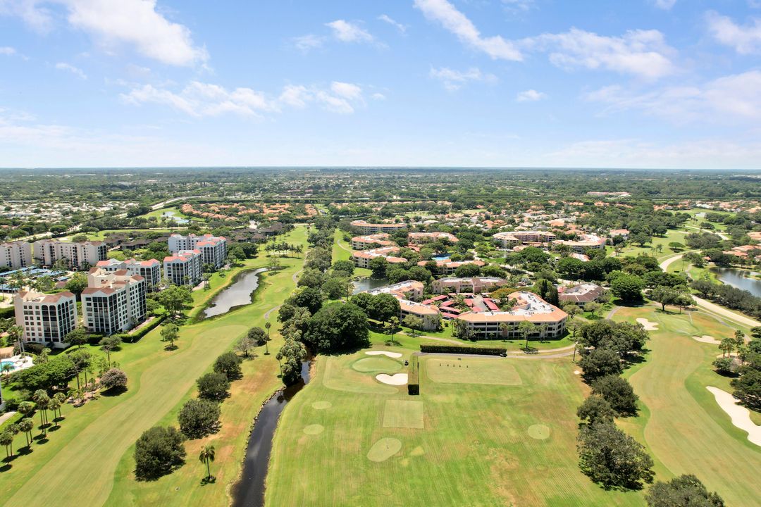 Под контрактом: $625,000 (3 спален, 2 ванн, 2639 Квадратных фут)