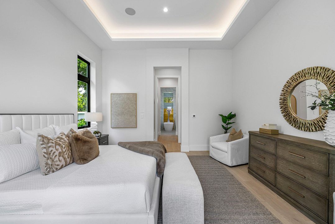 待售: $5,600,000 (5 贝兹, 5 浴室, 4714 平方英尺)