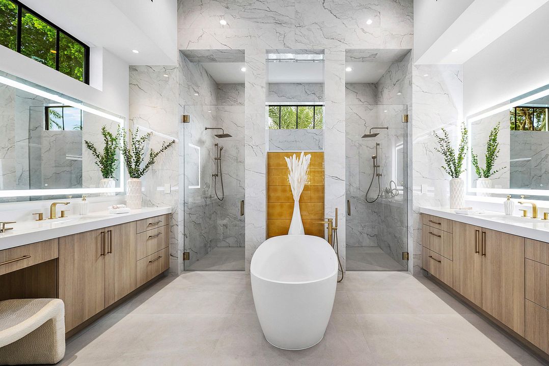 待售: $5,600,000 (5 贝兹, 5 浴室, 4714 平方英尺)