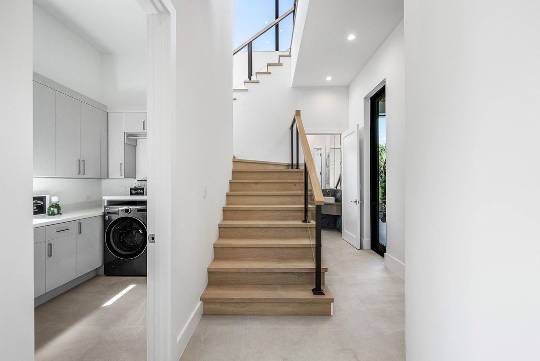 待售: $5,600,000 (5 贝兹, 5 浴室, 4714 平方英尺)