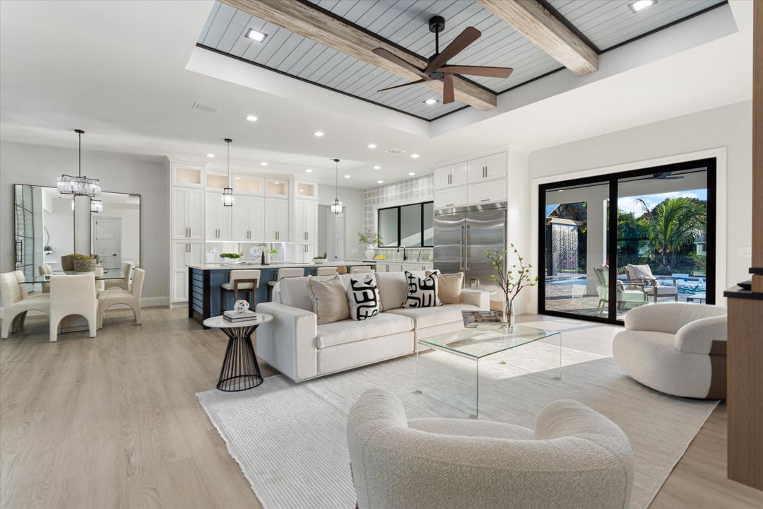 На продажу: $2,674,999 (4 спален, 3 ванн, 2469 Квадратных фут)