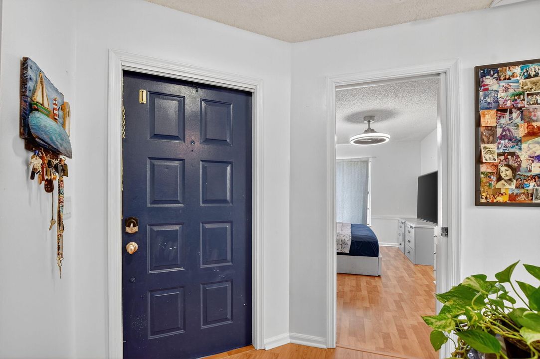 En Venta: $374,900 (2 camas, 2 baños, 1436 Pies cuadrados)