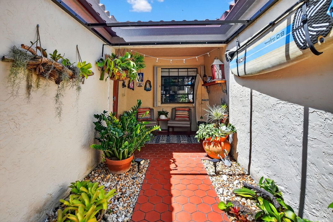 En Venta: $374,900 (2 camas, 2 baños, 1436 Pies cuadrados)