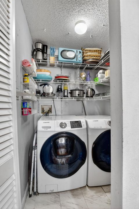 En Venta: $374,900 (2 camas, 2 baños, 1436 Pies cuadrados)