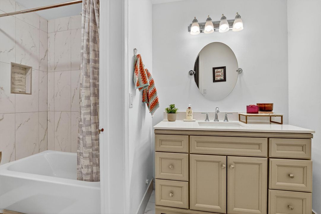 En Venta: $374,900 (2 camas, 2 baños, 1436 Pies cuadrados)