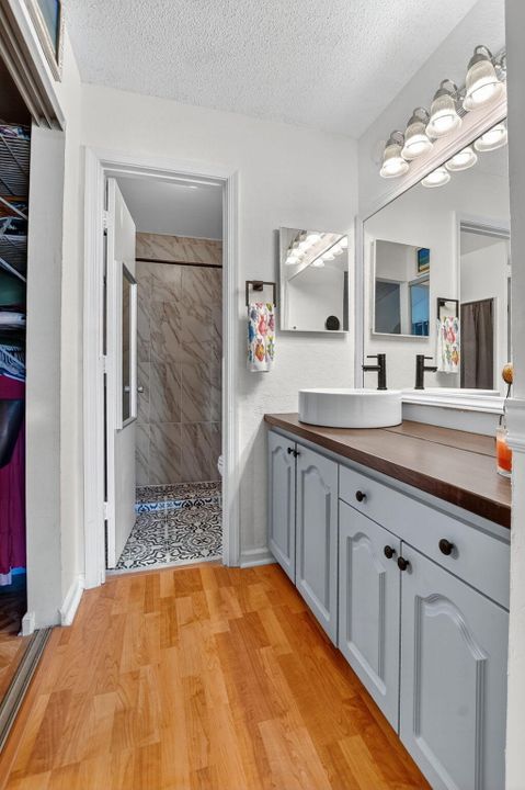 En Venta: $374,900 (2 camas, 2 baños, 1436 Pies cuadrados)