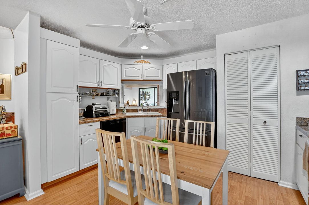 En Venta: $374,900 (2 camas, 2 baños, 1436 Pies cuadrados)