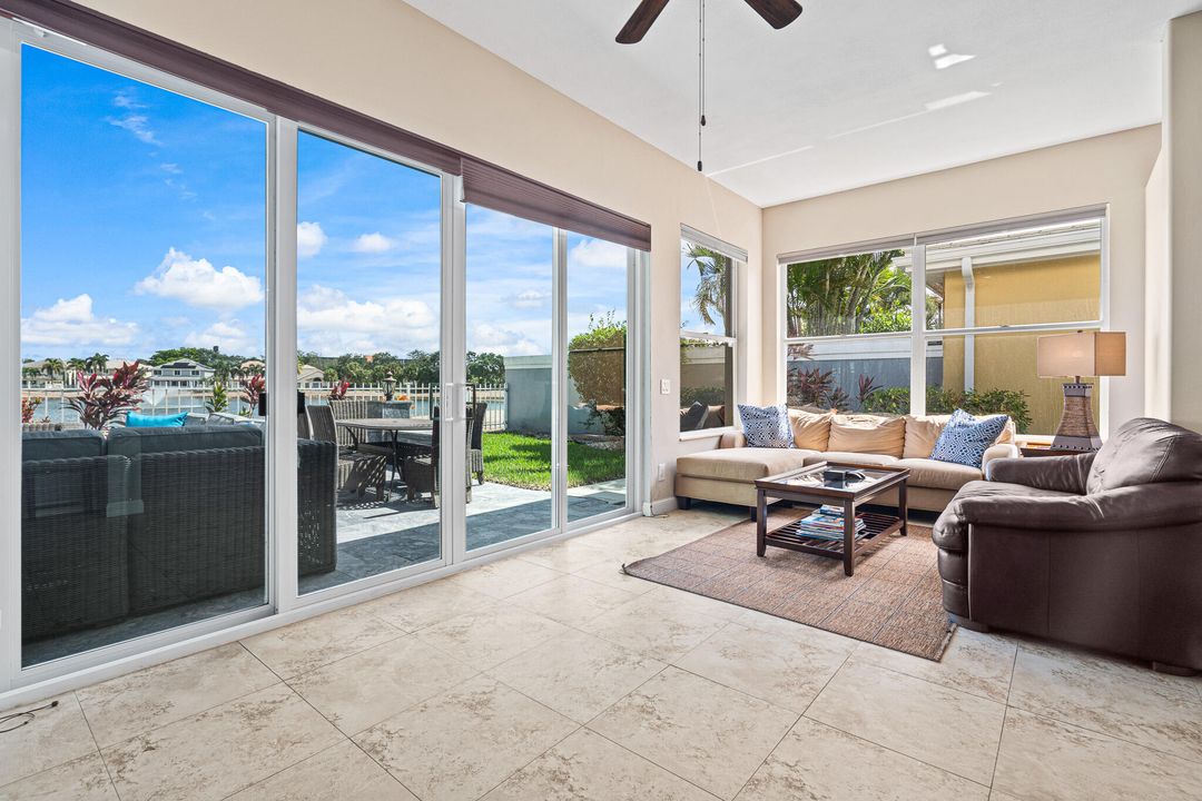 For Sale: $749,999 (3 beds, 2 baths, 1968 Square Feet)