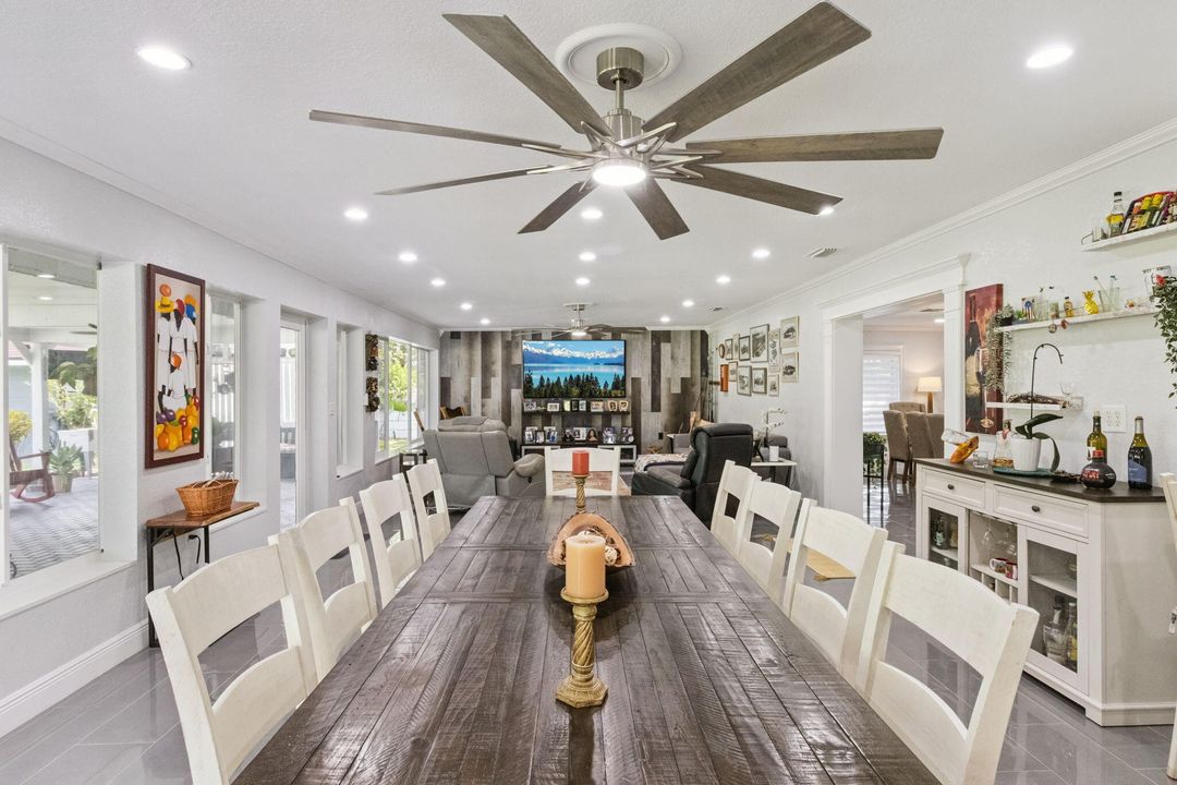 На продажу: $795,000 (4 спален, 2 ванн, 3681 Квадратных фут)