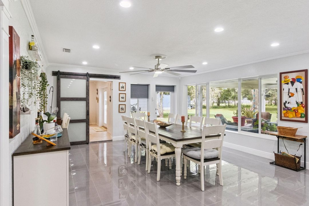 На продажу: $795,000 (4 спален, 2 ванн, 3681 Квадратных фут)