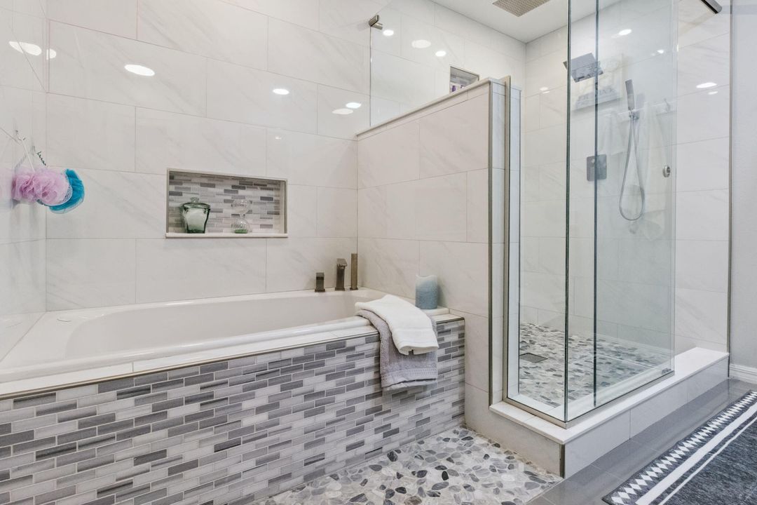 На продажу: $795,000 (4 спален, 2 ванн, 3681 Квадратных фут)