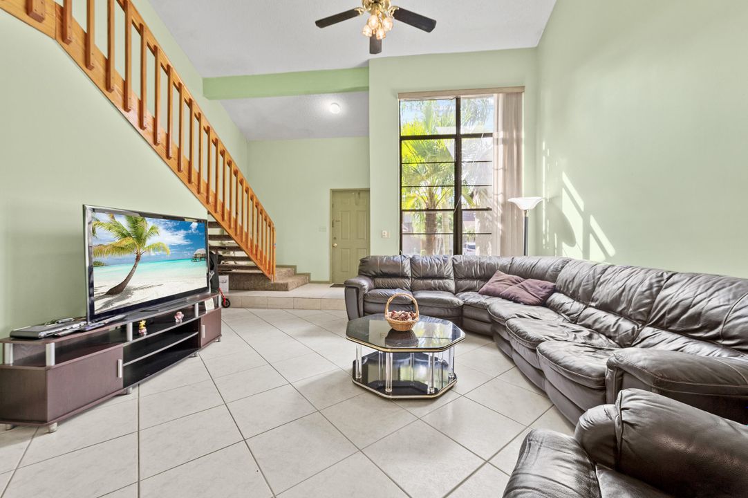 For Sale: $455,000 (3 beds, 2 baths, 1442 Square Feet)