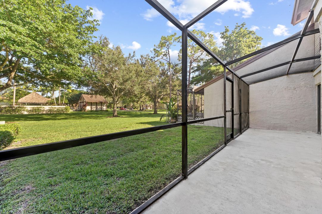 For Sale: $455,000 (3 beds, 2 baths, 1442 Square Feet)