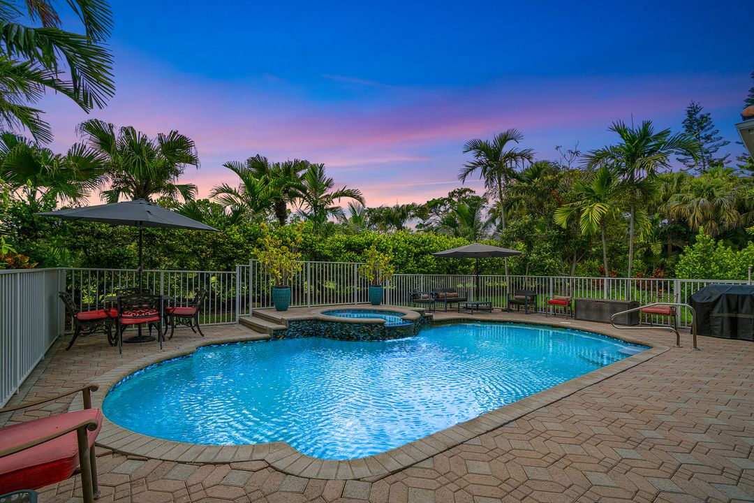 Activo con contrato: $1,150,000 (5 camas, 3 baños, 3178 Pies cuadrados)